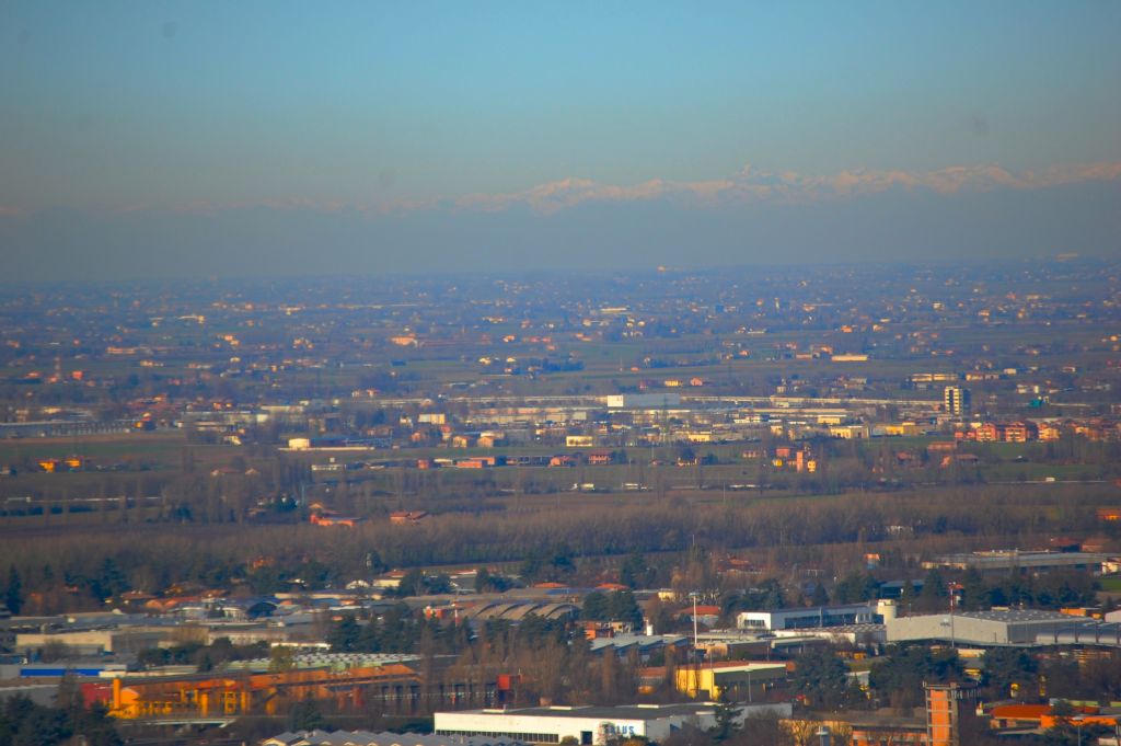 Le Alpi viste dall''Eremo di Tizzano (Bologna)