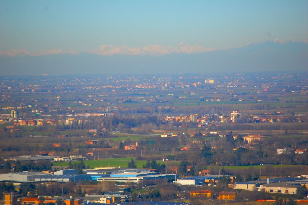 Le Alpi viste dall''Eremo di Tizzano (Bologna)