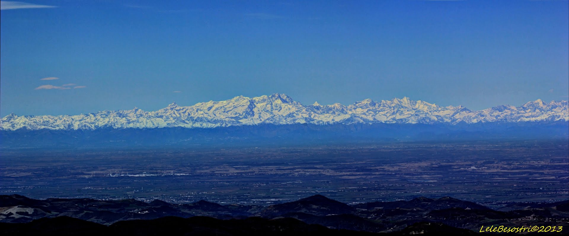 Panoramica delle Alpi dall''Oltrepò Pavese