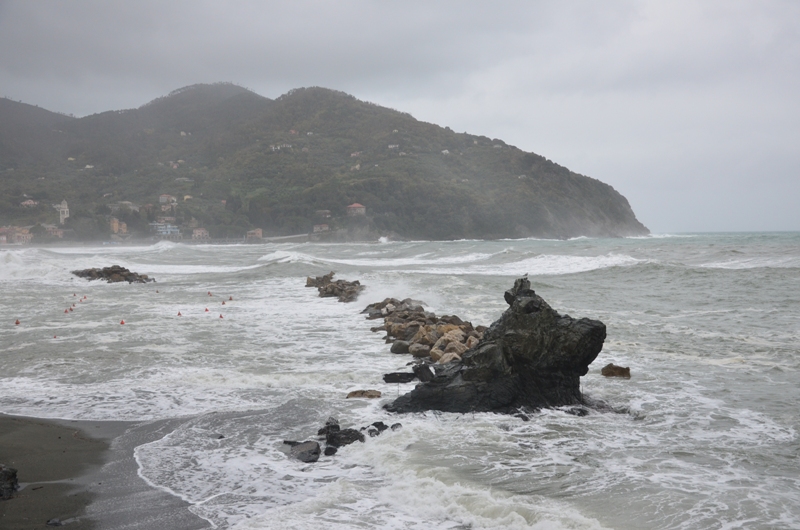 Mareggiata in riviera di Levante