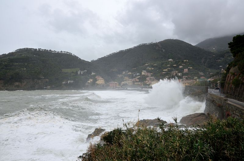 Mareggiata in riviera di Levante