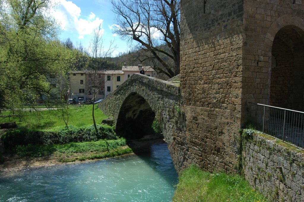 Subiaco: i monasteri benedettini, il ponte medievale