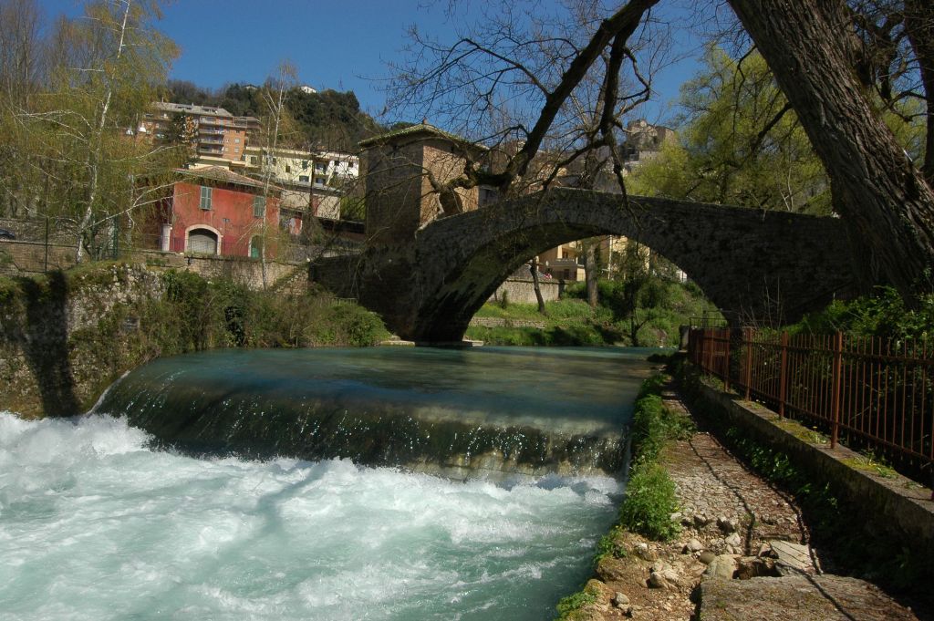 Subiaco: i monasteri benedettini, il ponte medievale