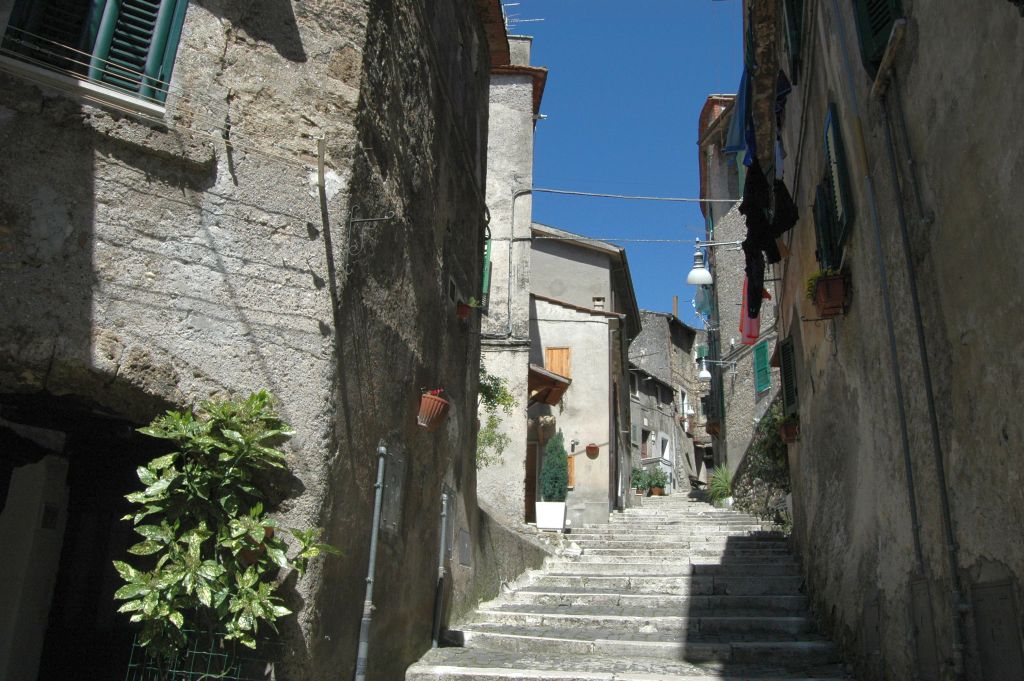 Subiaco: i monasteri benedettini, il ponte medievale