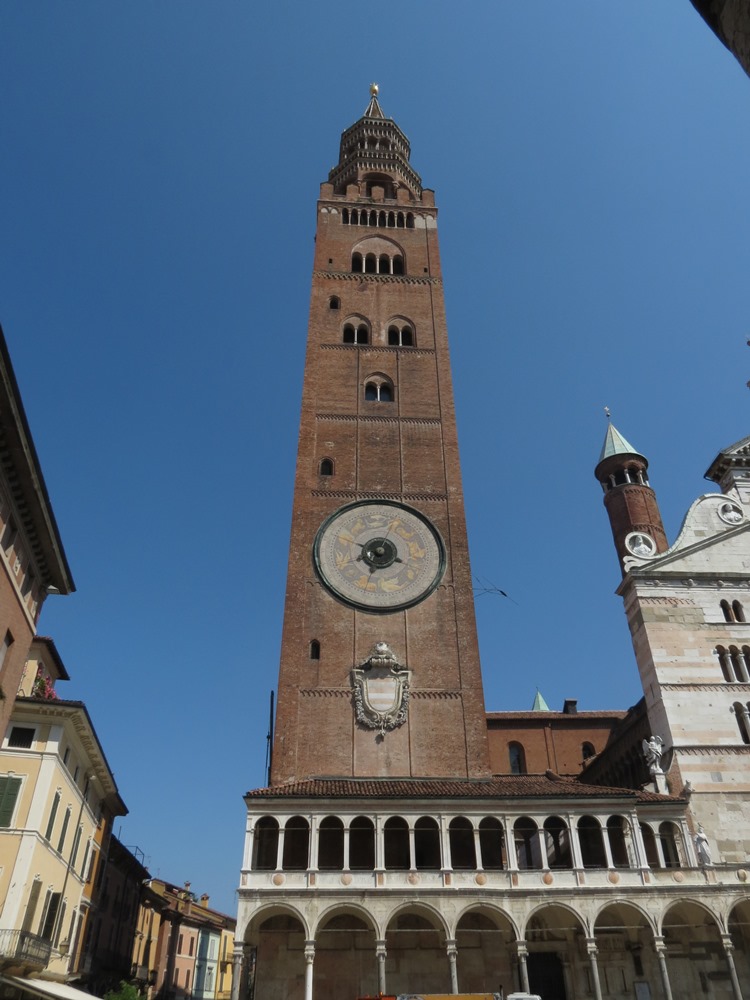 Cremona - La piazza del Comune