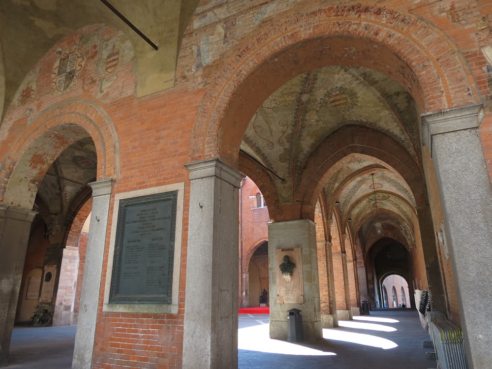 Cremona - La piazza del Comune