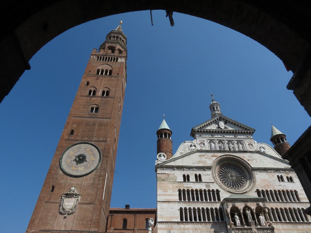 Cremona - La piazza del Comune