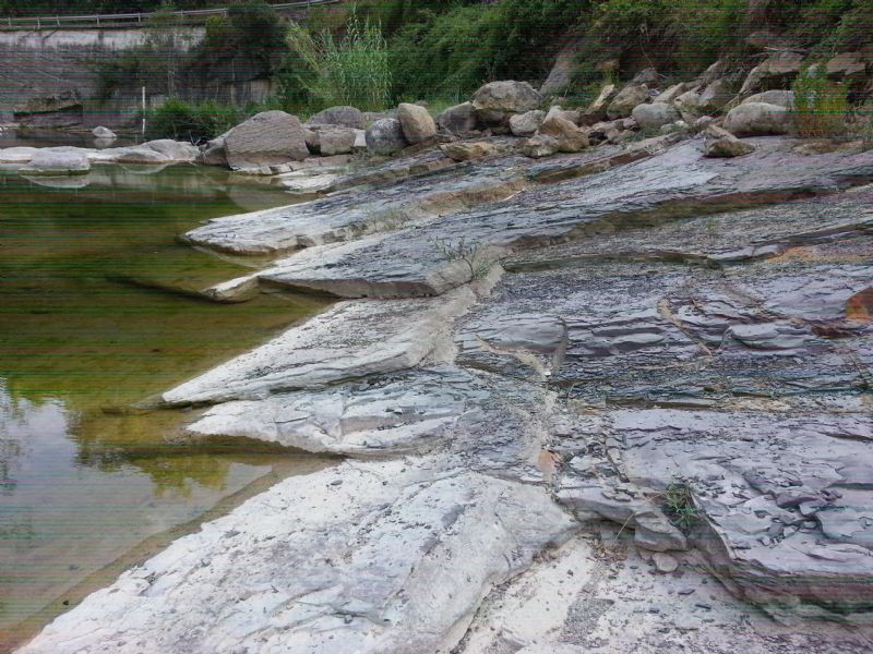 Origine dei sassi allungati