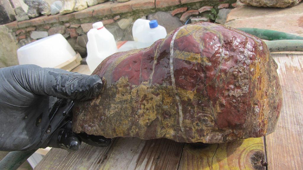 Pietre dai colori forti