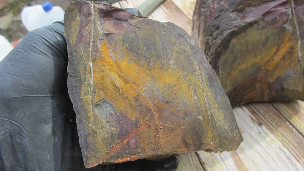 Pietre dai colori forti