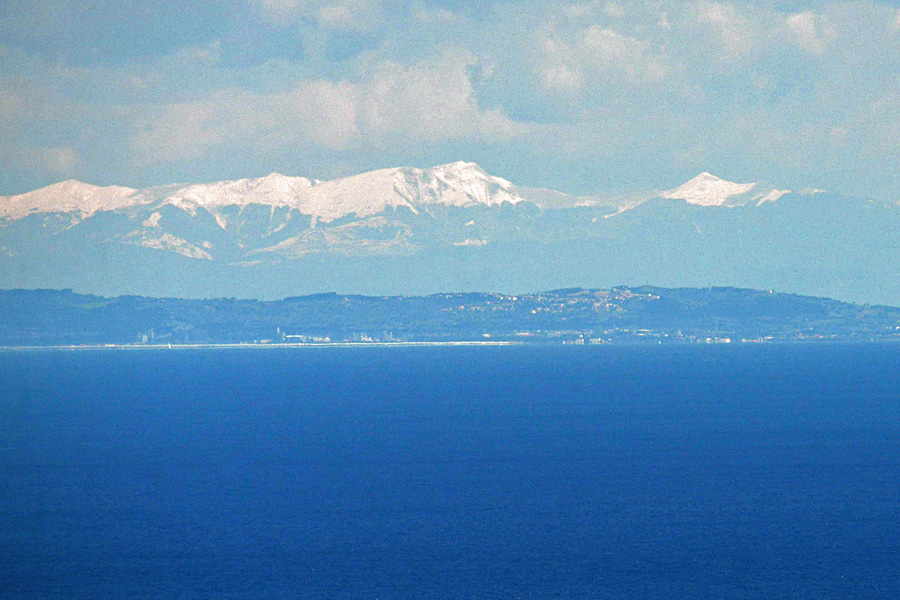 Alpi marittime dall''Elba! Monviso!?!    No, Pizzo d''Ormea