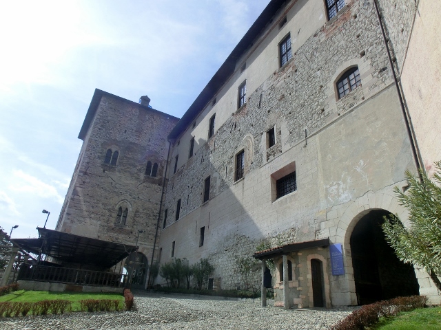Rocca Borromea di Angera