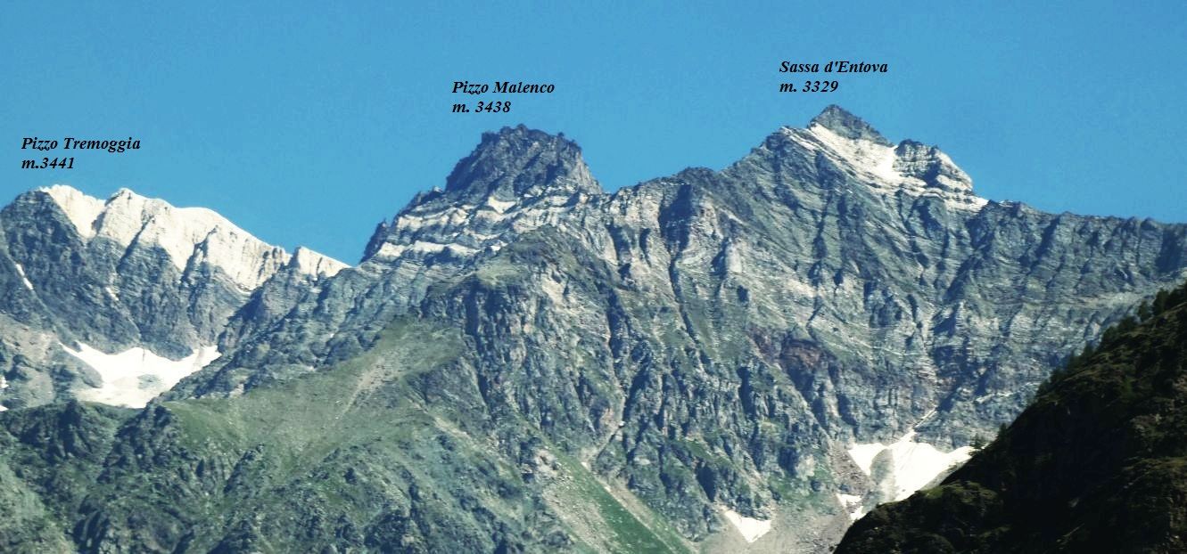 Una cima bianca , ma non di neve.