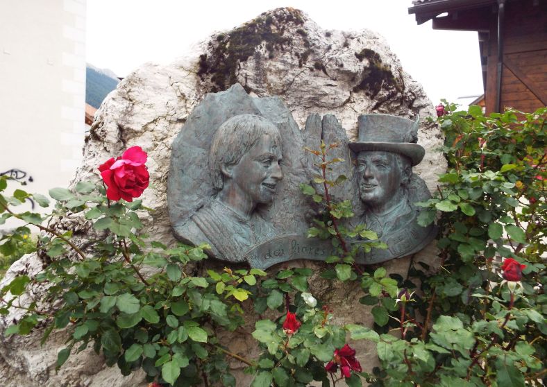 Monumento/Lapide a Vigo di Fassa