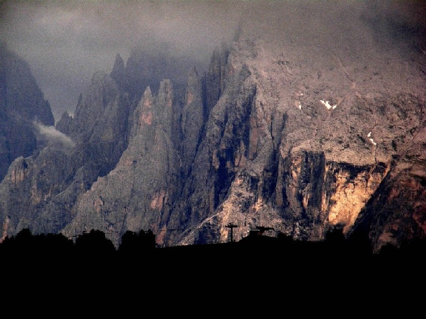 Gruppo del Sassolungo-Sassopiatto dall''Alpe di Siusi