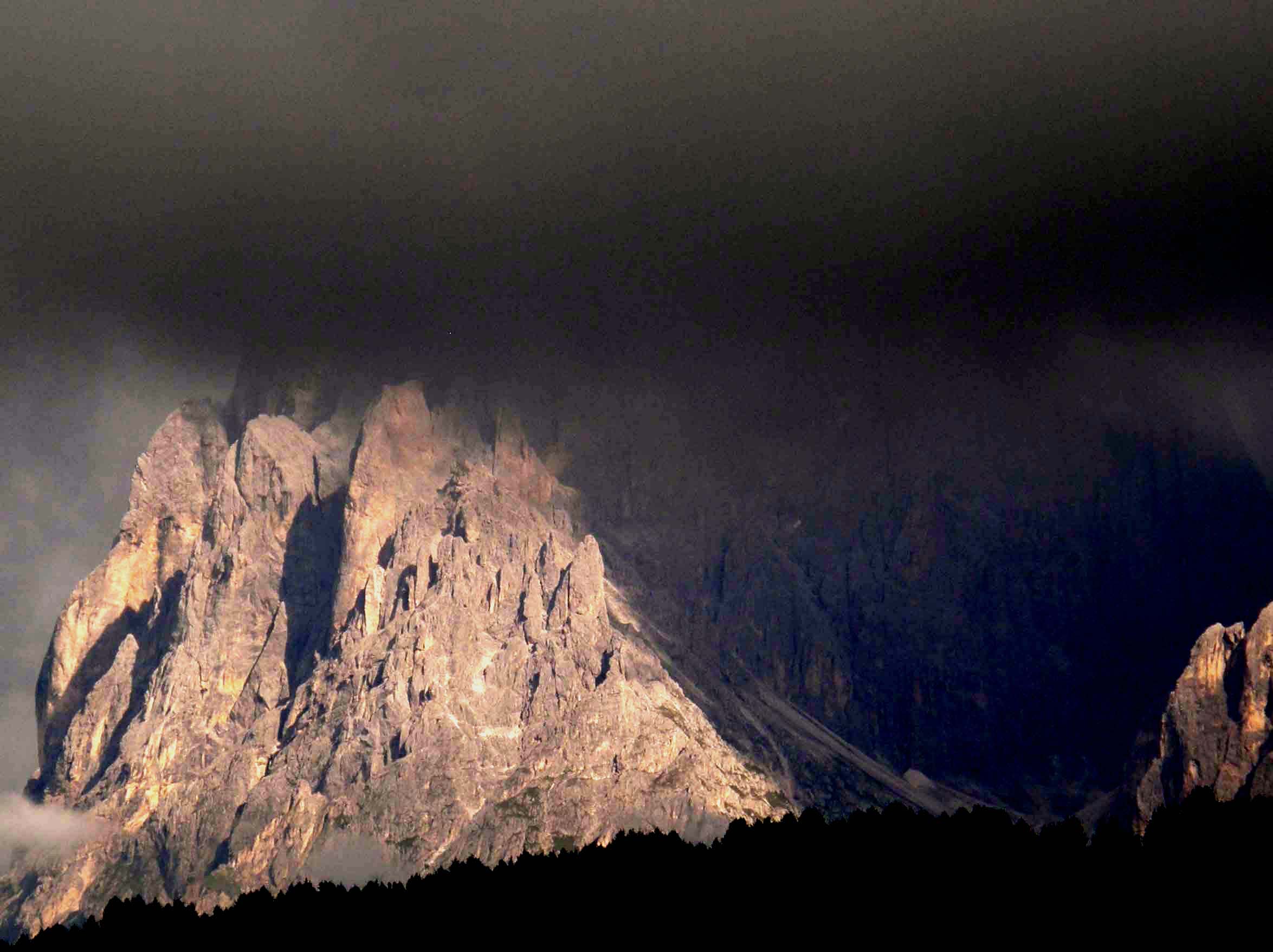 Gruppo del Sassolungo-Sassopiatto dall''Alpe di Siusi