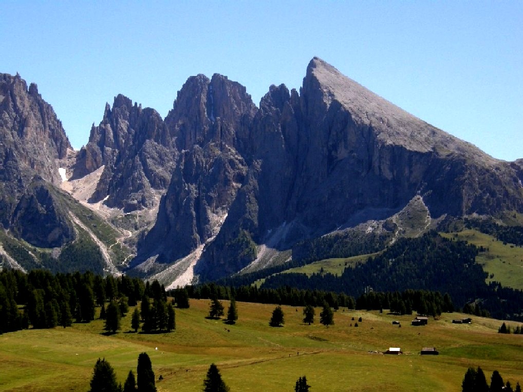 Gruppo del Sassolungo-Sassopiatto dall''Alpe di Siusi