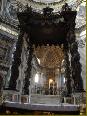 Il baldacchino in bronzo del Bernini